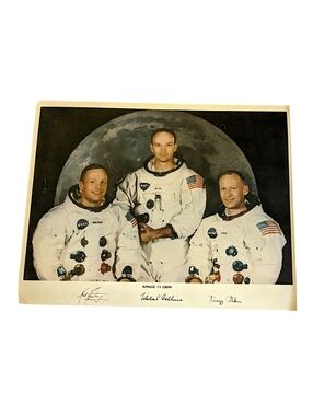 APOLLO 11: NEIL ARMSTRONG SIGNED & INSCRIBED CREW PHOTO PORTRAIT